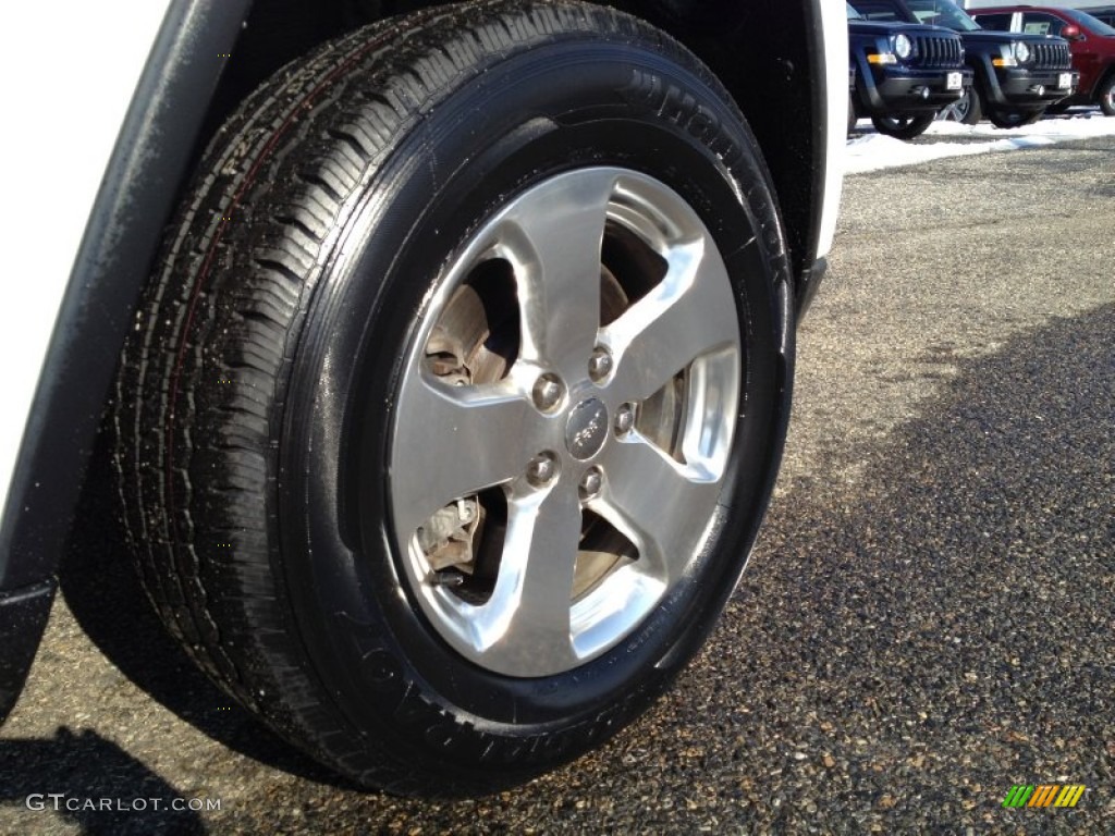 2011 Grand Cherokee Overland 4x4 - Stone White / Dark Frost Beige/Light Frost Beige photo #29