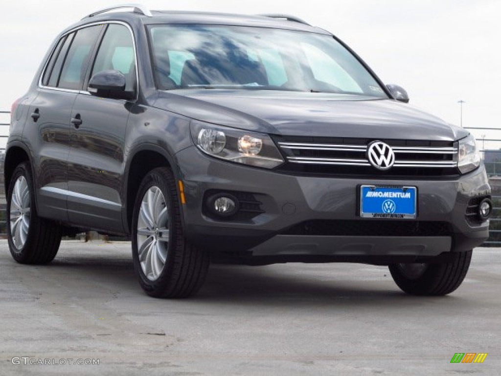 2014 Tiguan SEL - Pepper Gray Metallic / Black photo #1