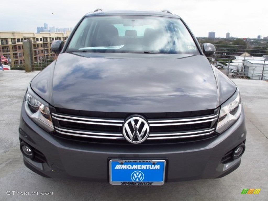 2014 Tiguan SEL - Pepper Gray Metallic / Black photo #2