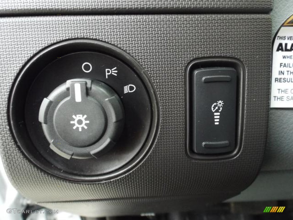 2012 Ford F250 Super Duty XL SuperCab Controls Photo #90073617