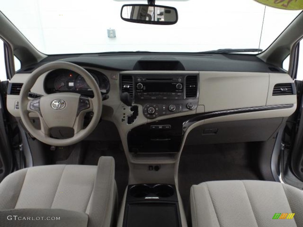 2012 Sienna LE AWD - Silver Sky Metallic / Light Gray photo #22