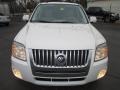 White Suede - Mariner V6 Premier 4WD Photo No. 9