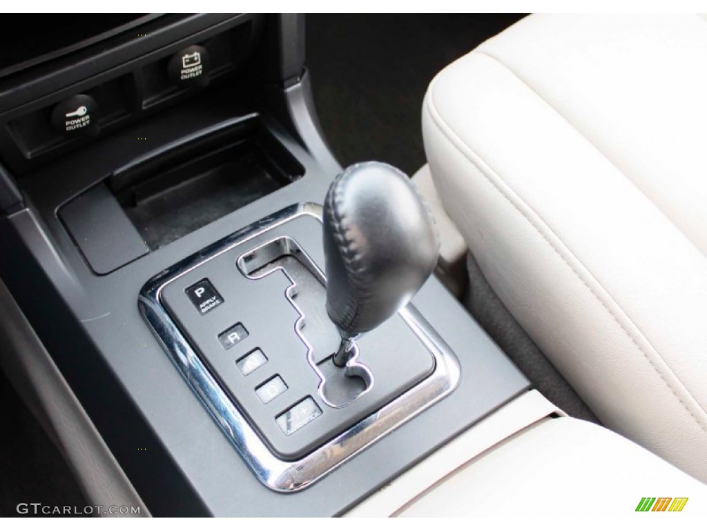 2005 Pacifica Touring AWD - Inferno Red Crystal Pearl / Light Taupe photo #9