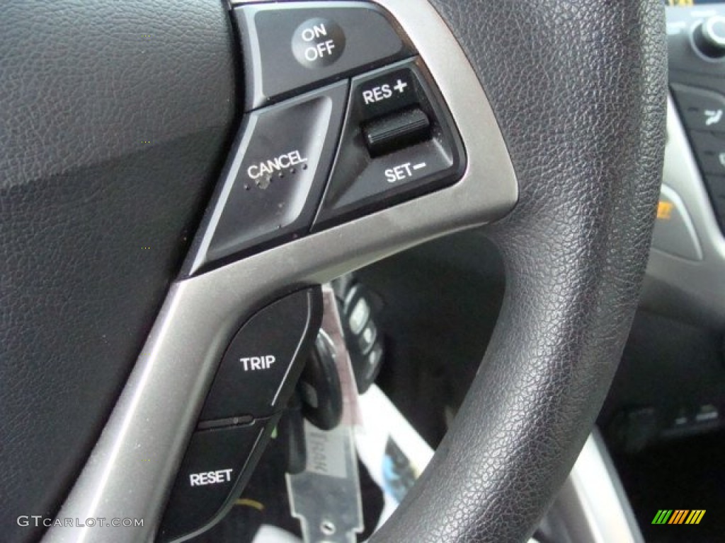 2012 Hyundai Veloster Standard Veloster Model Controls Photo #90078165