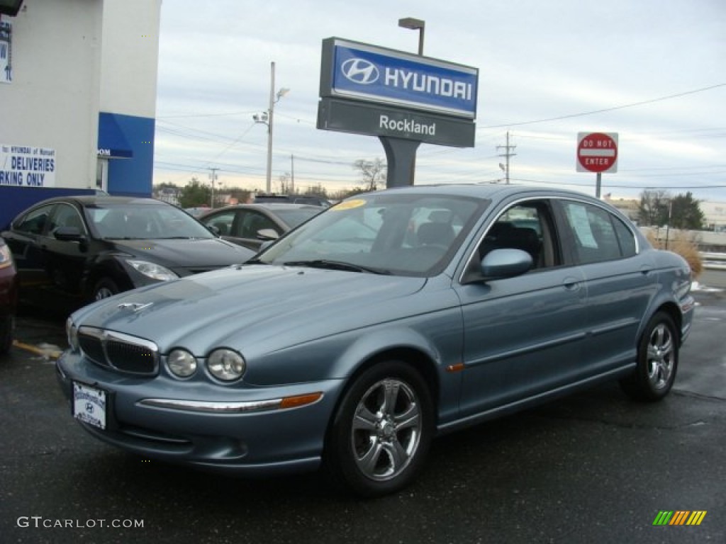 2002 X-Type 3.0 - Zircon Metallic / Charcoal photo #1