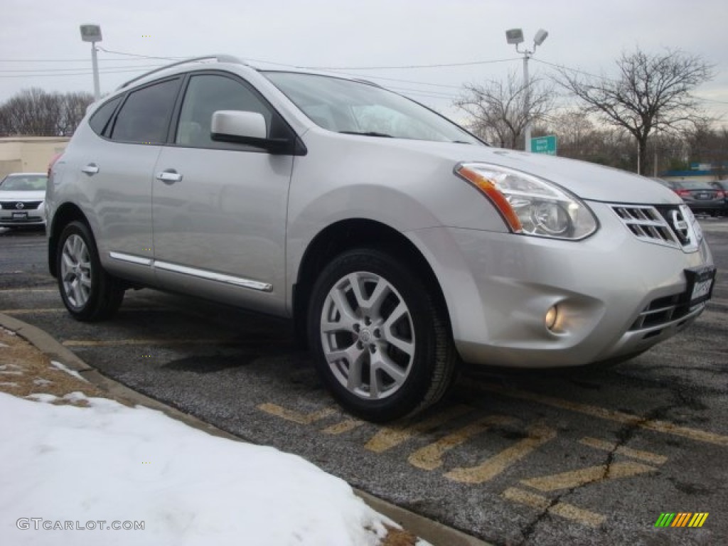 2011 Rogue S AWD - Silver Ice Metallic / Black photo #3