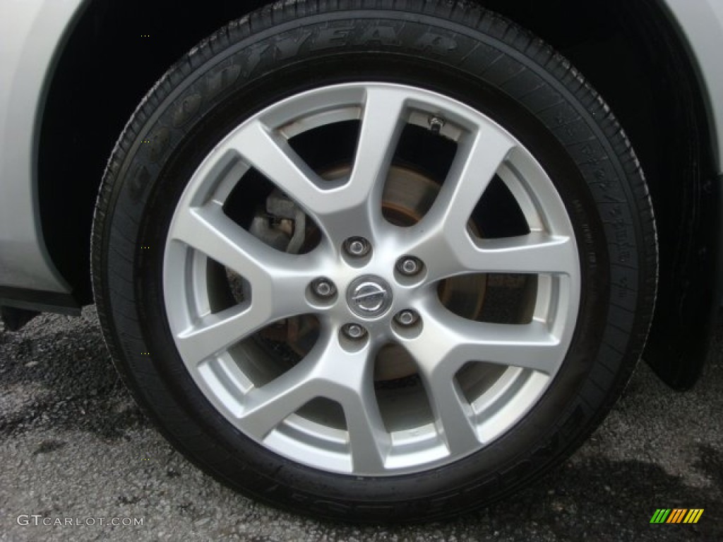 2011 Rogue S AWD - Silver Ice Metallic / Black photo #9