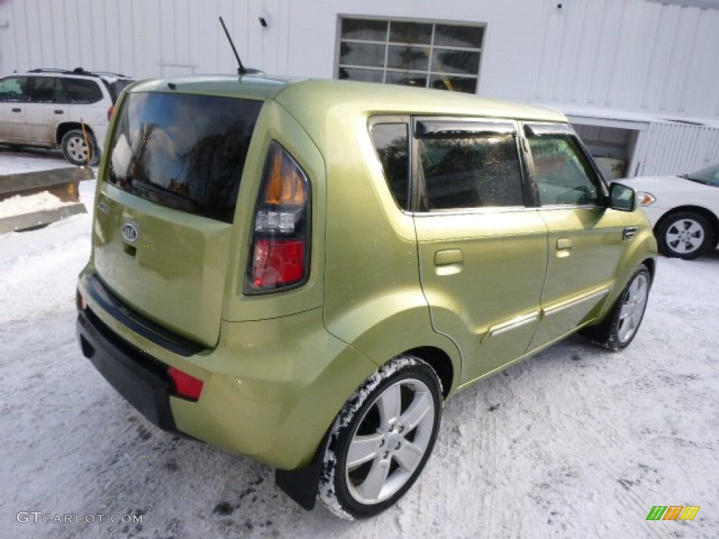 Alien Green 2010 Kia Soul ! Exterior Photo #90082176
