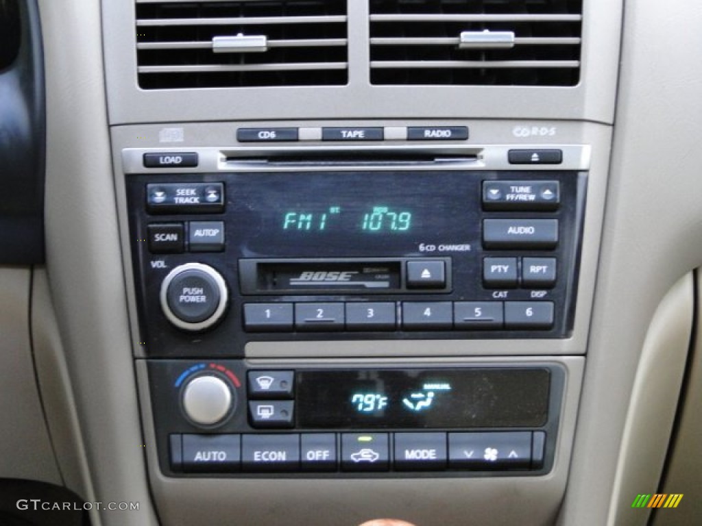 2003 Infiniti I 35 Audio System Photo #90082659