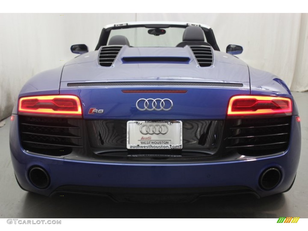2014 R8 Spyder V10 - Sepang Blue Pearl Effect / Black photo #5