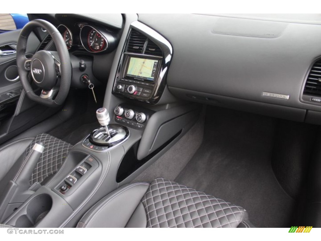 2014 Audi R8 Spyder V10 Black Dashboard Photo #90088509