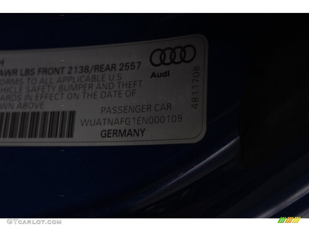 2014 R8 Spyder V10 - Sepang Blue Pearl Effect / Black photo #37