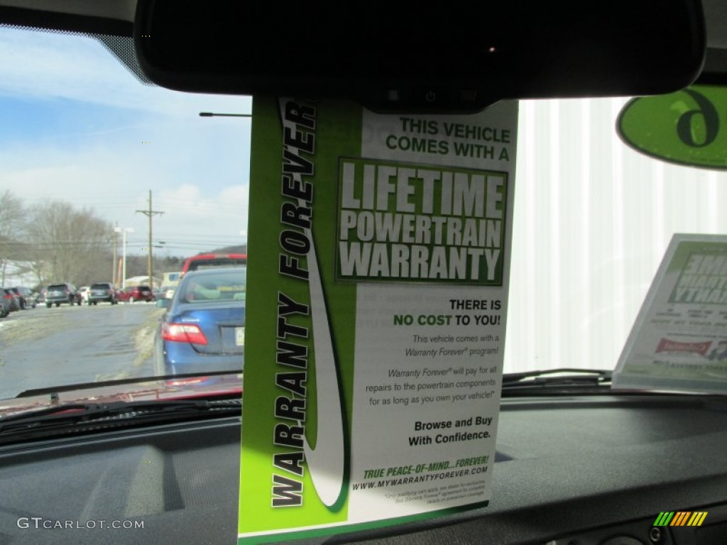 2006 Commander 4x4 - Inferno Red Pearl / Medium Slate Gray photo #18