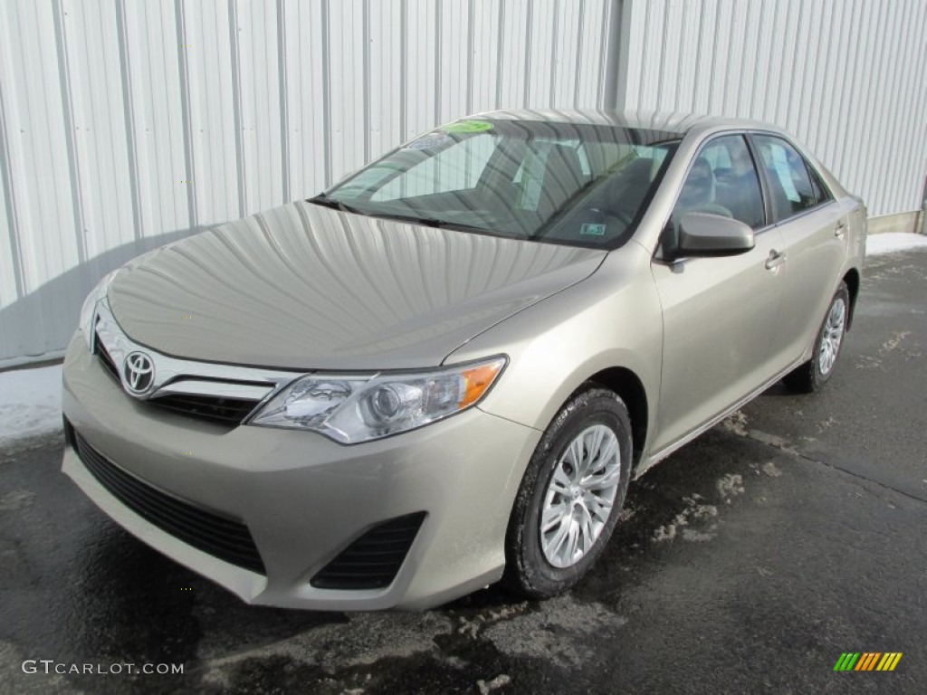 Champagne Mica 2013 Toyota Camry LE Exterior Photo #90088974