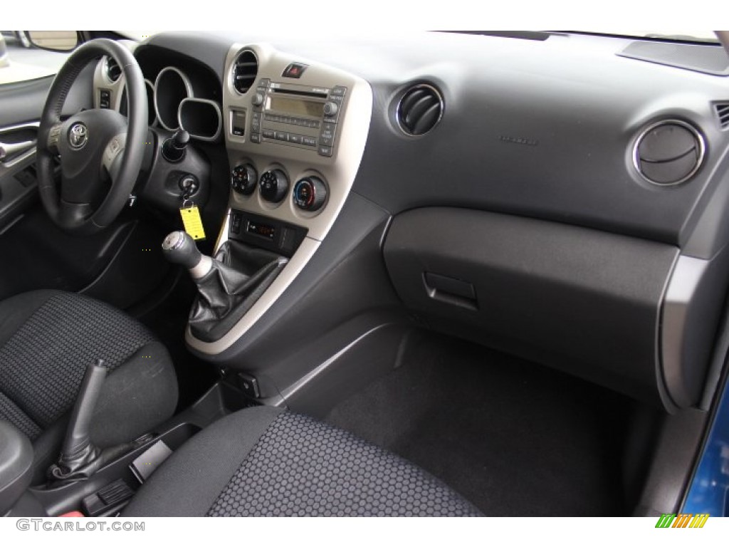 Dark Charcoal Interior 2009 Toyota Matrix XRS Photo #90091188