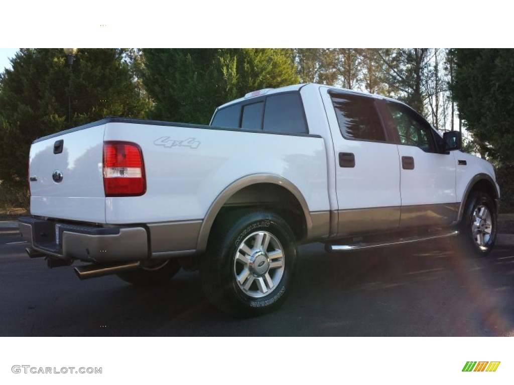 2004 F150 Lariat SuperCrew 4x4 - Oxford White / Tan photo #4