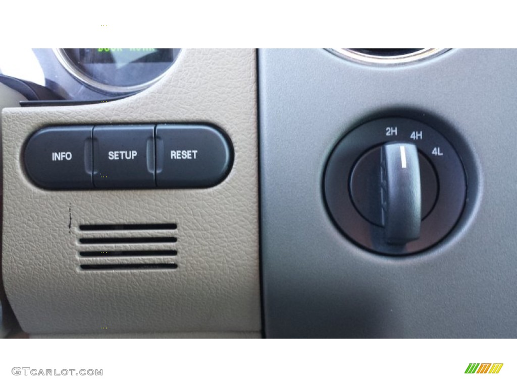 2004 F150 Lariat SuperCrew 4x4 - Oxford White / Tan photo #13
