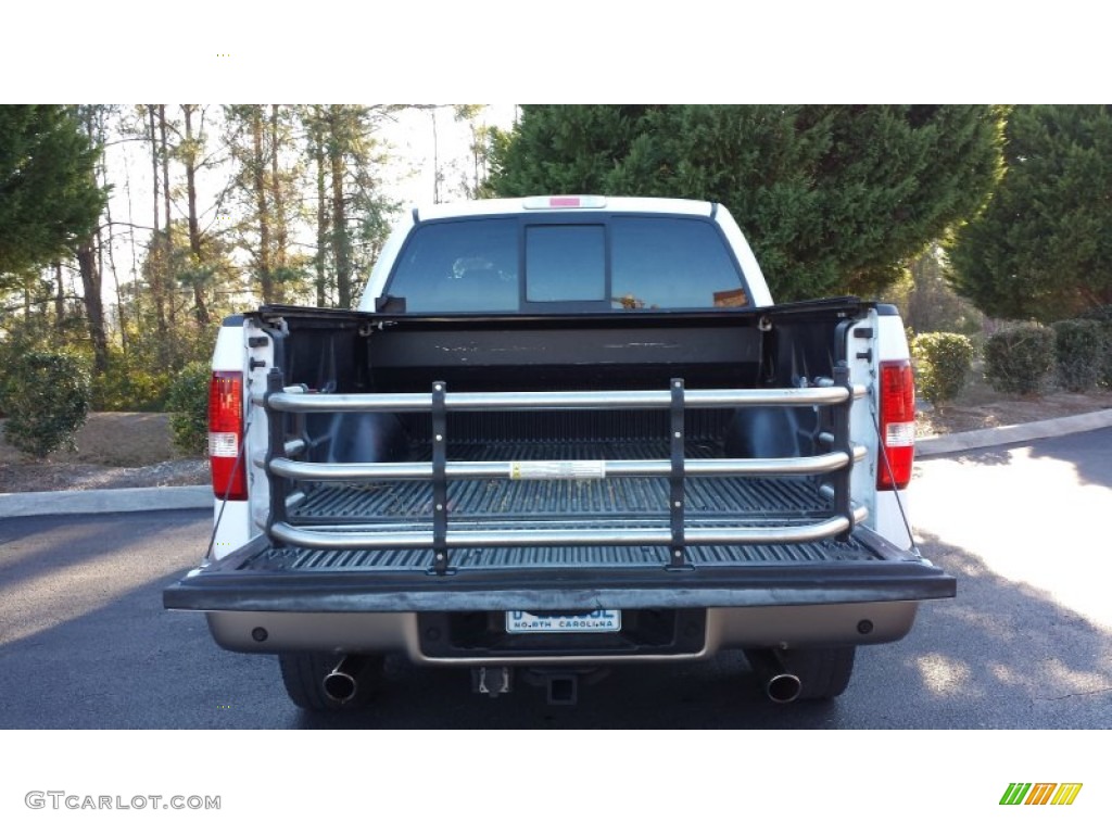 2004 F150 Lariat SuperCrew 4x4 - Oxford White / Tan photo #27