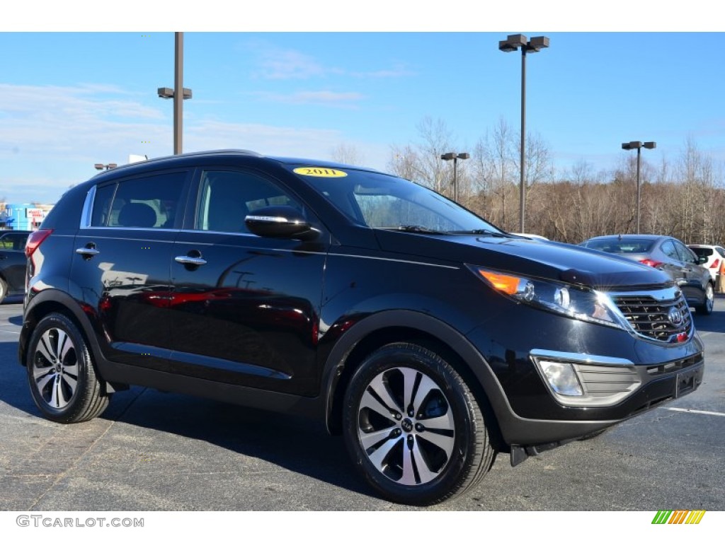 Black Cherry Kia Sportage