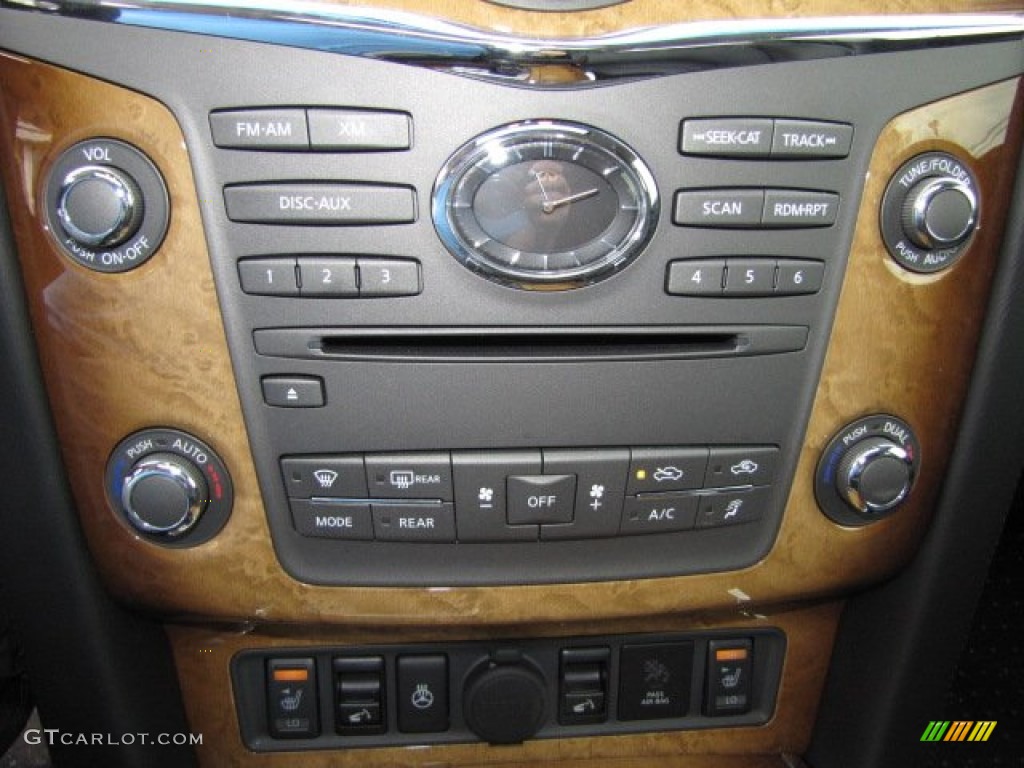 2014 Infiniti QX80 Standard QX80 Model Controls Photo #90097869