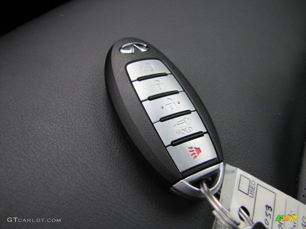 2014 Infiniti QX80 Standard QX80 Model Keys Photos