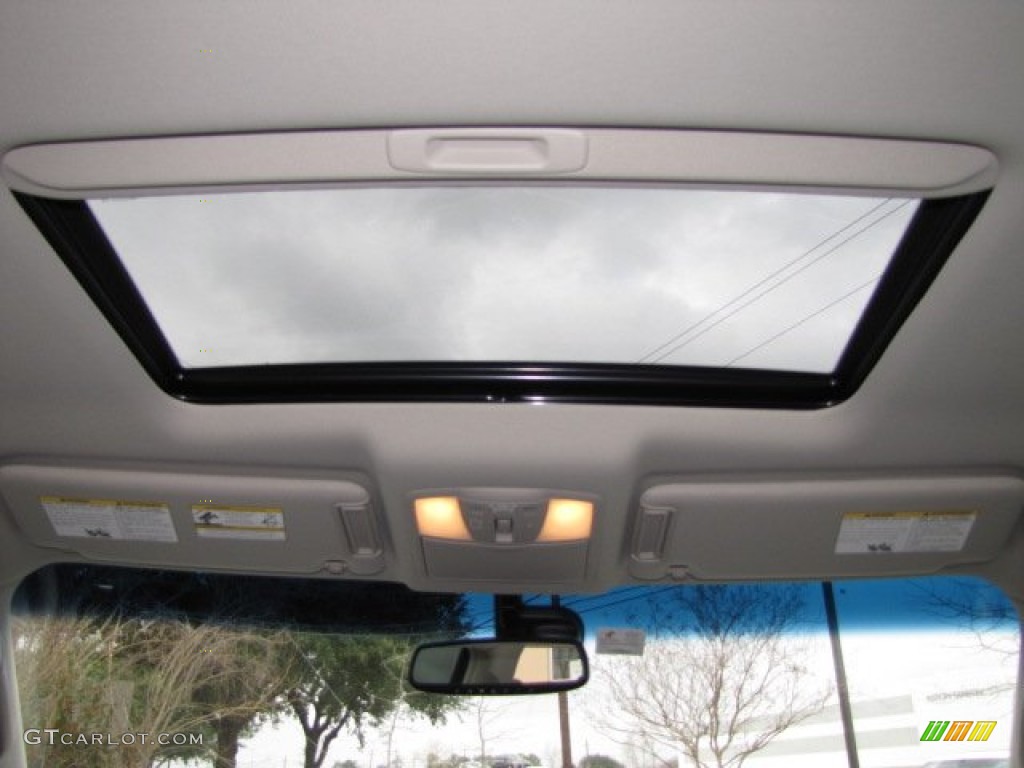 2014 Infiniti QX80 Standard QX80 Model Sunroof Photo #90098166