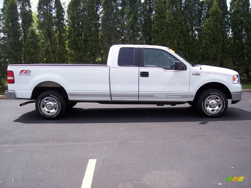 2005 F150 FX4 SuperCab 4x4 - Oxford White / Medium Flint/Dark Flint Grey photo #19