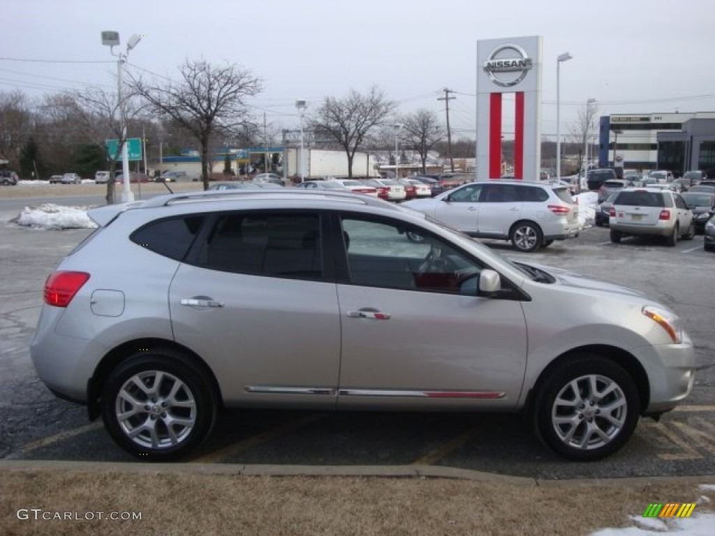 2011 Rogue SL AWD - Silver Ice Metallic / Black photo #4