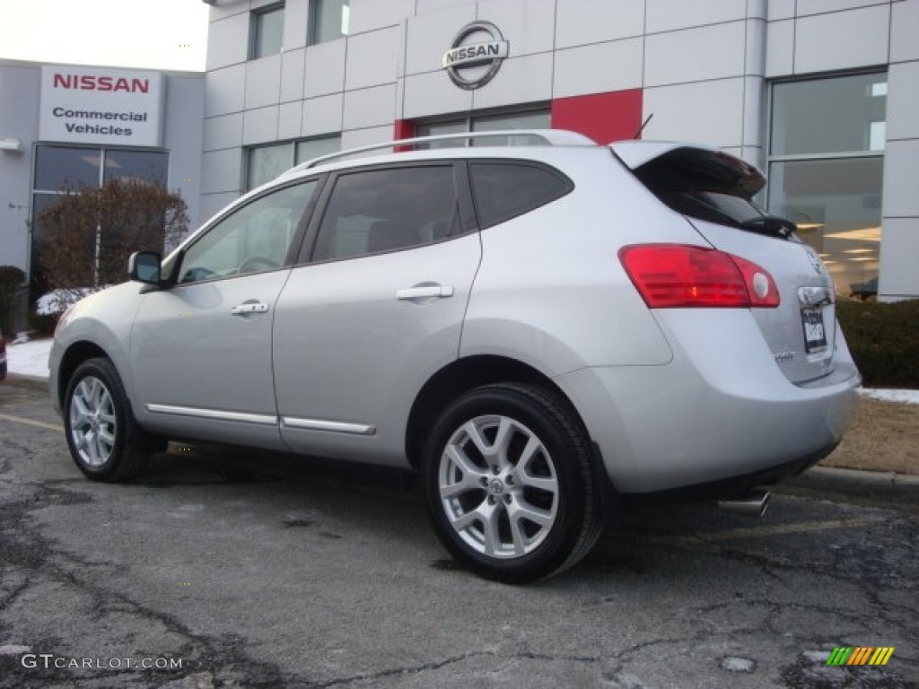 2011 Rogue SL AWD - Silver Ice Metallic / Black photo #7