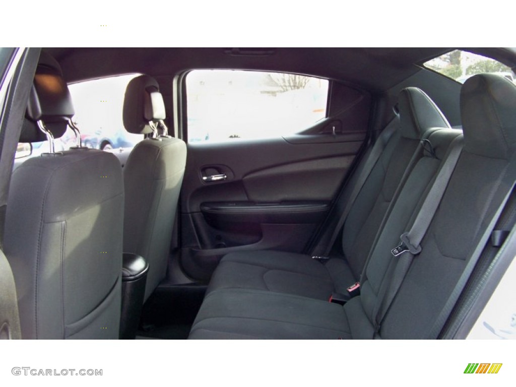 2013 Avenger SE - New Bright White / Black photo #15