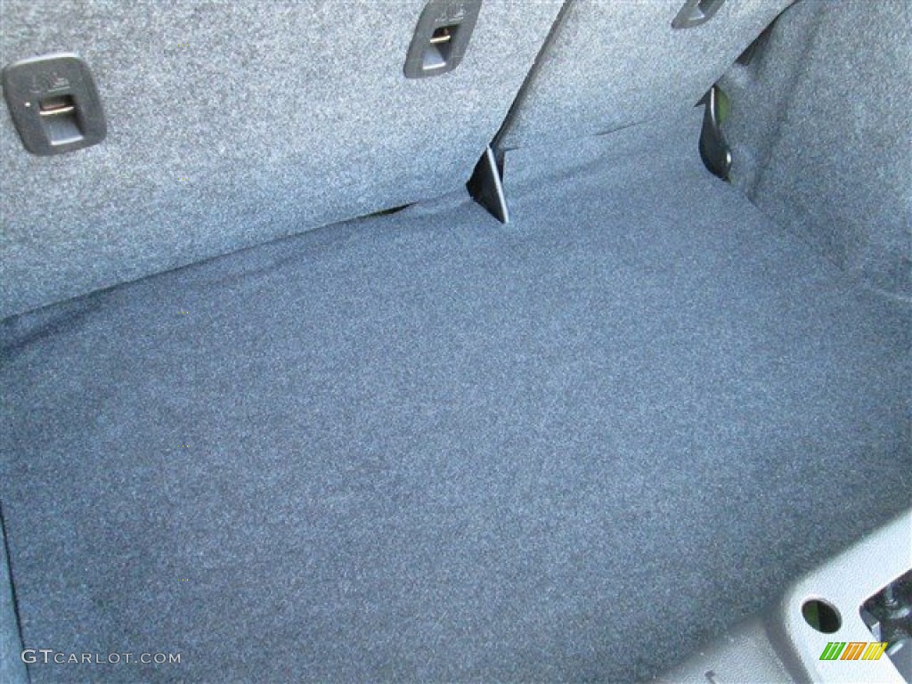 2012 Ford Fiesta SE Hatchback Trunk Photo #90104298