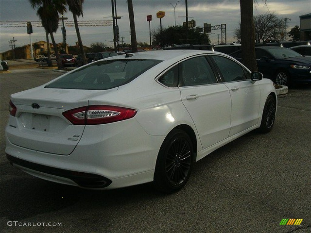 2013 Fusion SE 2.0 EcoBoost - Oxford White / Charcoal Black photo #7