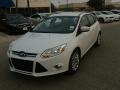 Oxford White - Focus SE 5-Door Photo No. 2