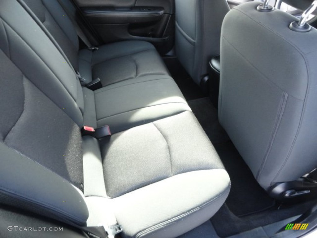 2013 Avenger SE - New Bright White / Black photo #7