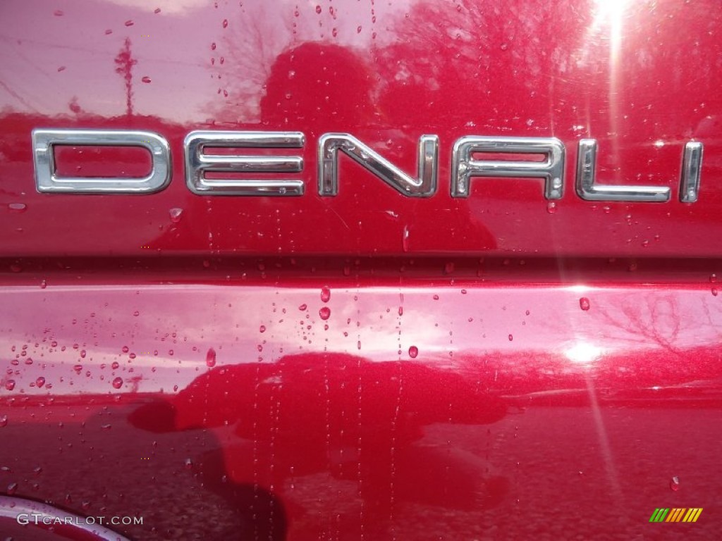 2004 Yukon Denali AWD - Sport Red Metallic / Sandstone photo #21