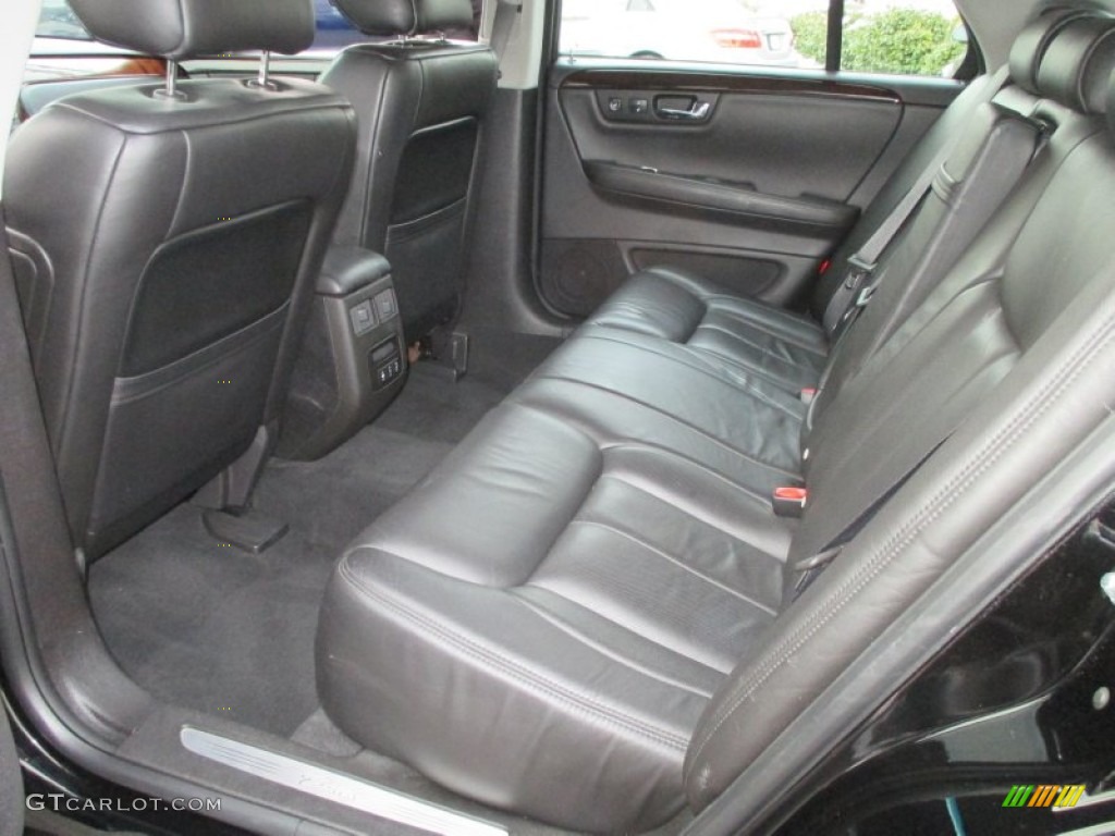 2009 Cadillac DTS Standard DTS Model Rear Seat Photo #90112923