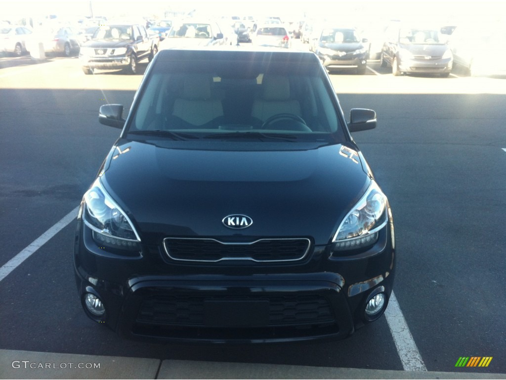 2013 Soul ! - Shadow Black / Sand/Black Leather photo #2