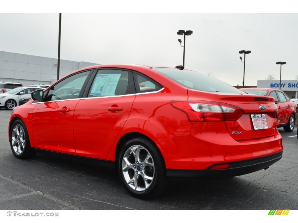 2012 Focus SEL Sedan - Race Red / Charcoal Black photo #33