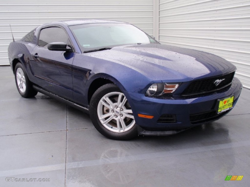 2011 Mustang V6 Coupe - Kona Blue Metallic / Charcoal Black photo #2