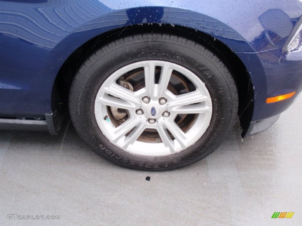 2011 Mustang V6 Coupe - Kona Blue Metallic / Charcoal Black photo #15