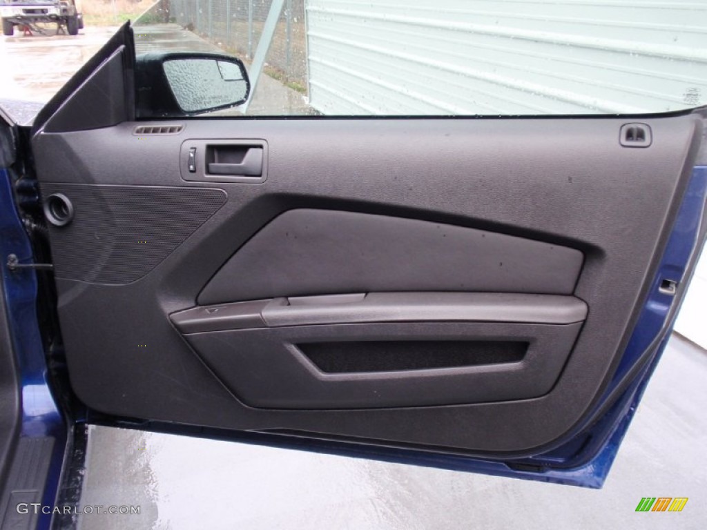 2011 Mustang V6 Coupe - Kona Blue Metallic / Charcoal Black photo #22