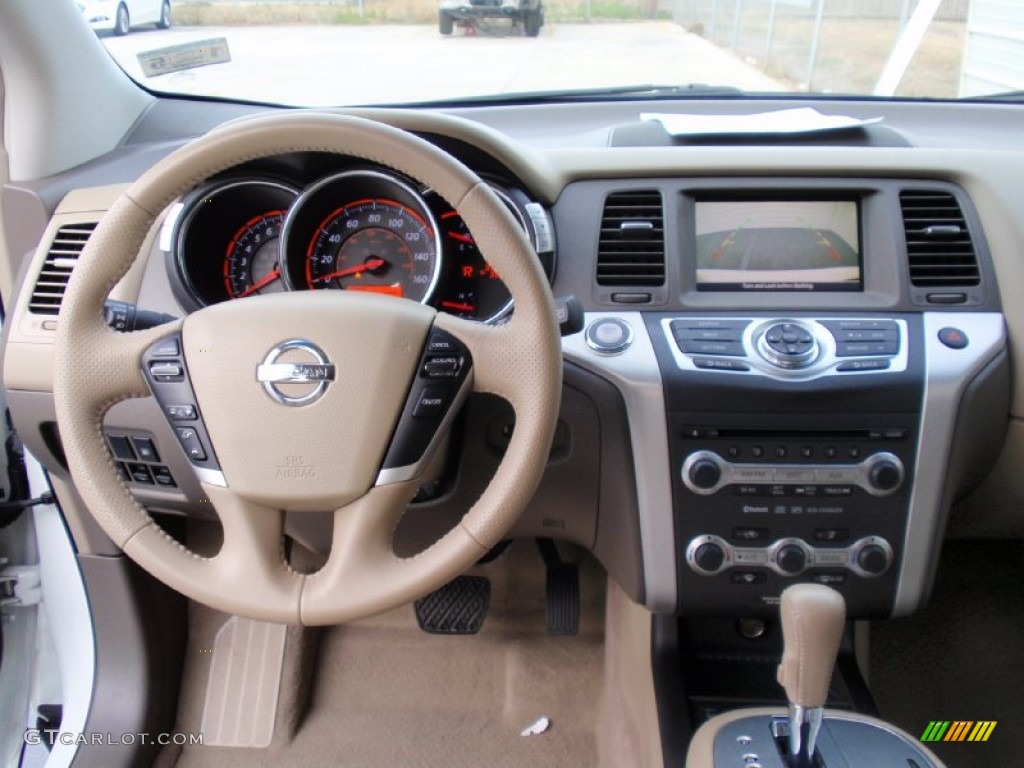 2010 Murano SL - Glacier White Pearl / Beige photo #44