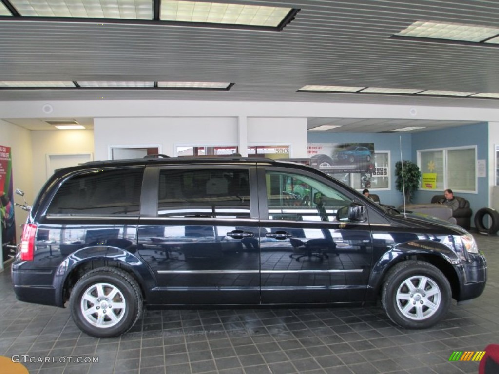 Blackberry Pearl 2010 Chrysler Town & Country Touring Exterior Photo #90122676