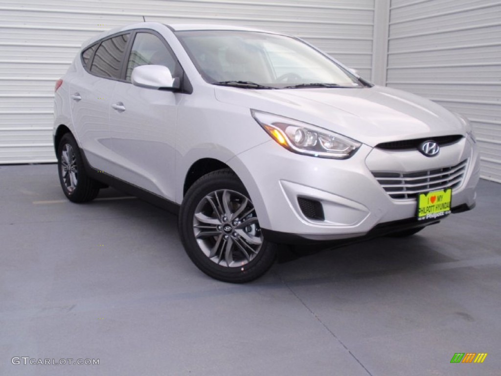 Diamond Silver Hyundai Tucson