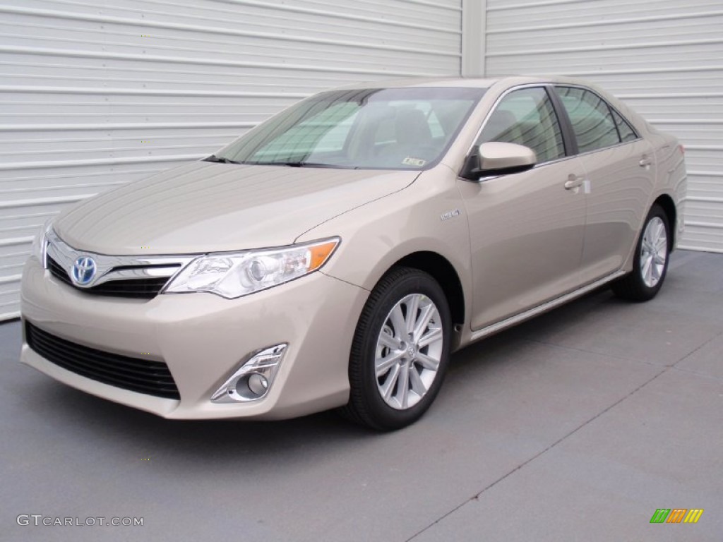 2014 Camry Hybrid XLE - Champagne Mica / Ivory photo #7