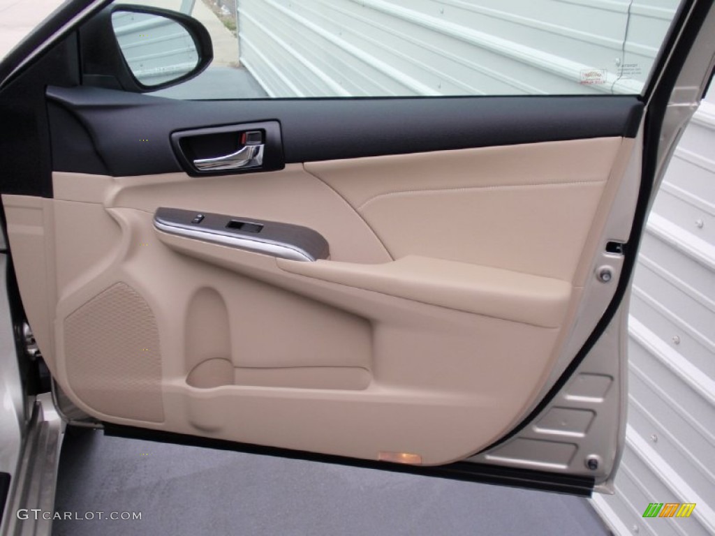2014 Camry Hybrid XLE - Champagne Mica / Ivory photo #18