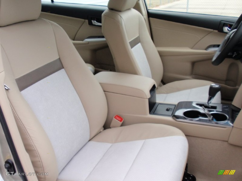 2014 Camry Hybrid XLE - Champagne Mica / Ivory photo #20