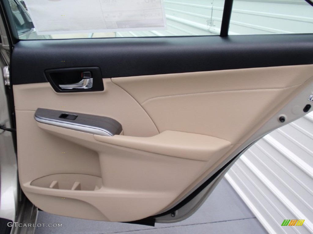 2014 Camry Hybrid XLE - Champagne Mica / Ivory photo #21