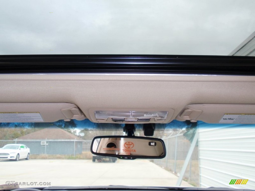 2014 Camry Hybrid XLE - Champagne Mica / Ivory photo #29