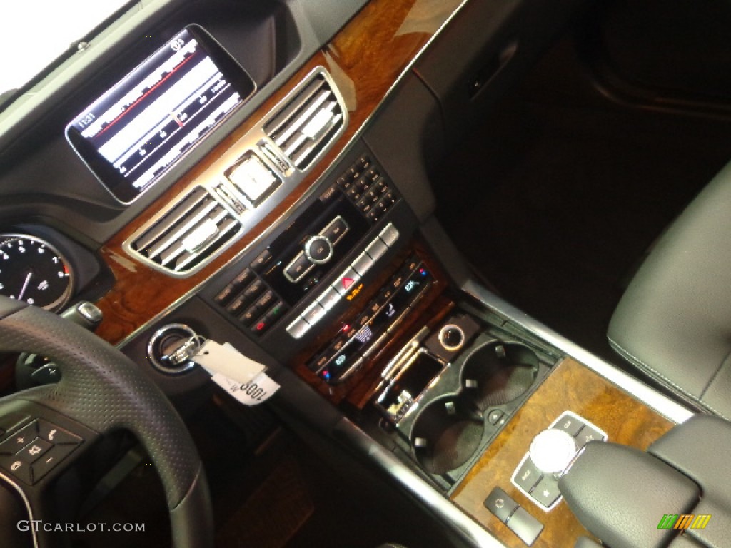 2014 E 350 4Matic Sedan - Iridium Silver Metallic / Black photo #31
